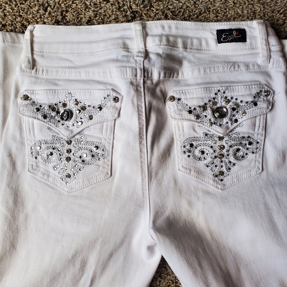 Jeans - Picture 4 of 5